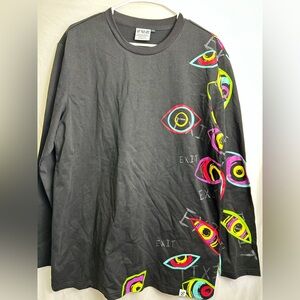 Vibrant Eye Graphic Long Sleeve Shirt